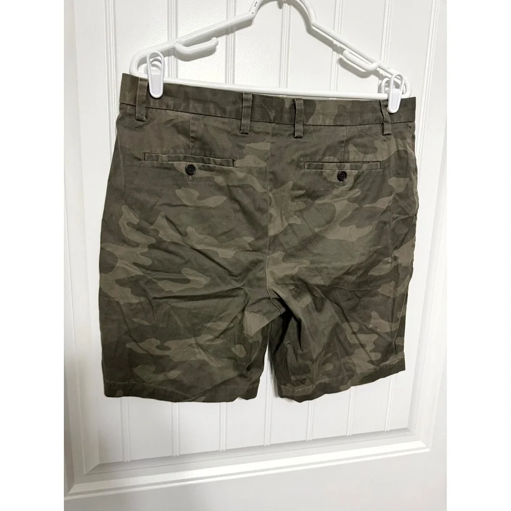 Banana Republic Aiden Short Mens 34 Green Camo Slim Fit Stretch Chino 6385